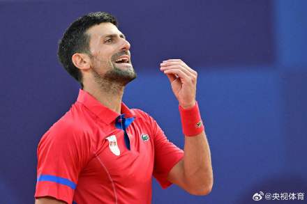 赛中送出超 赛中送出超