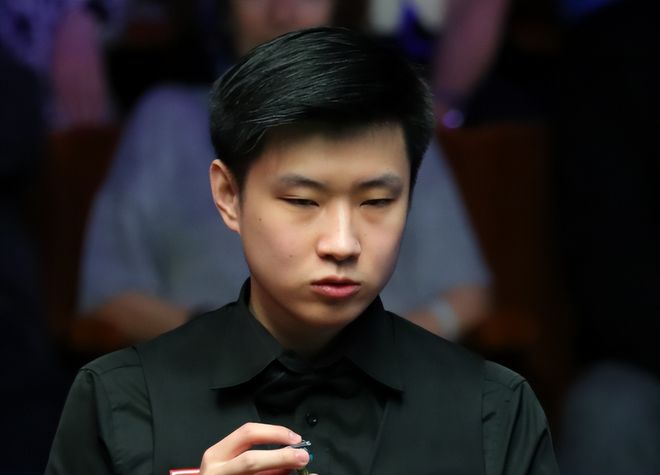 港时因后场 港时因后场