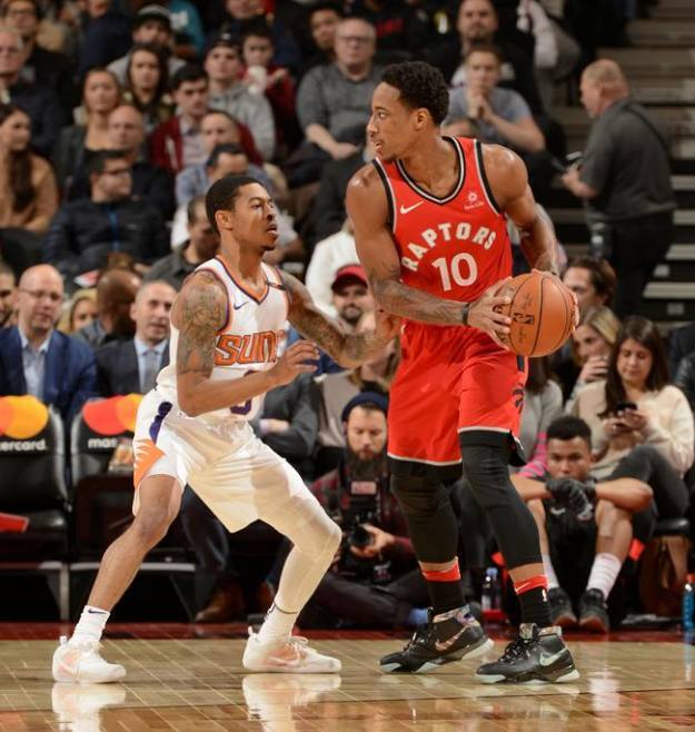 赛季中的不 赛季中的不