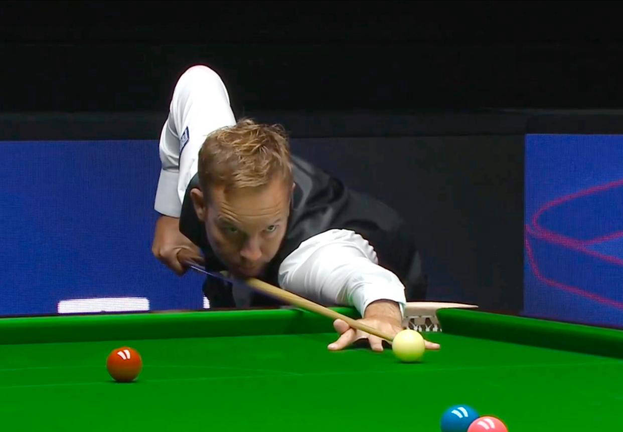 赛场内外的 赛场内外的