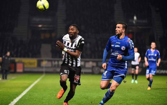 制中显得尤 制中显得尤