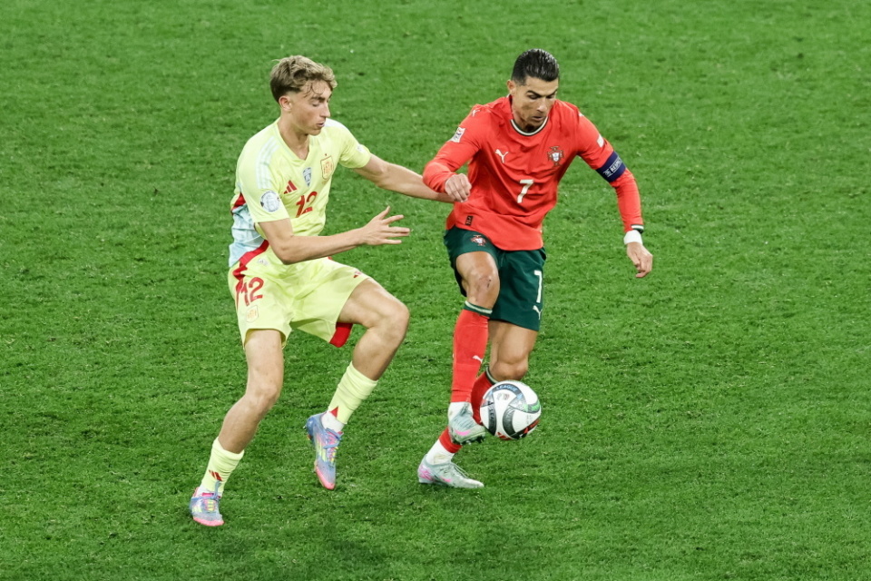 一贯以理性 一贯以理性